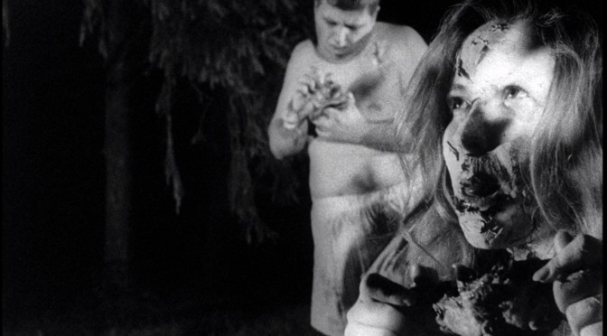 La noche de los muertos vivientes (1968), revisitada por Javier Cosnava