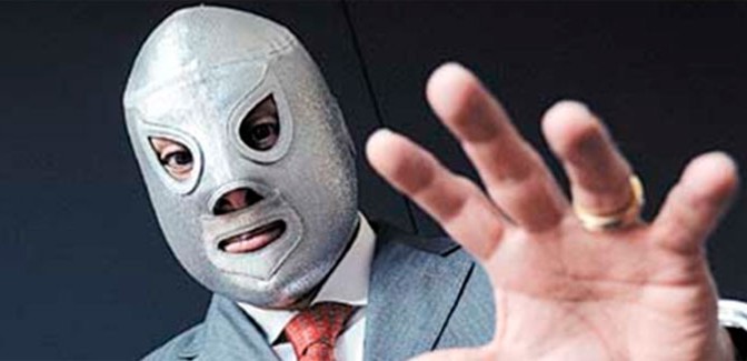 Santo El Enmascarado de Plata, Joselito y Fidel Castro entran en un bar…