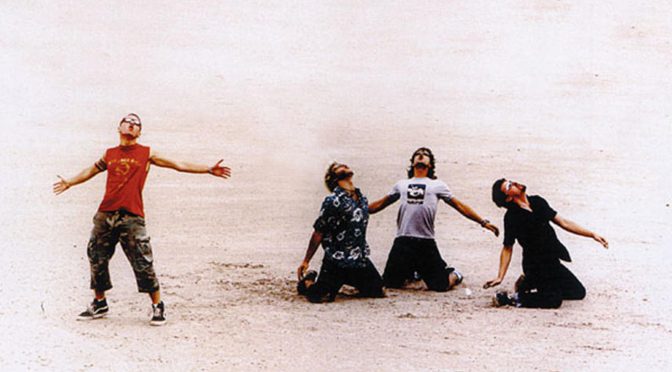 Amnèsia (2002), vidas cruzadas