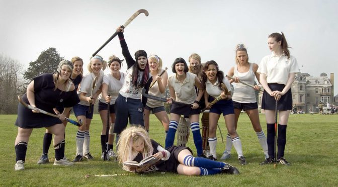 Supercañeras: El internado puede ser una fiesta (2007), defensoras de la anarquía