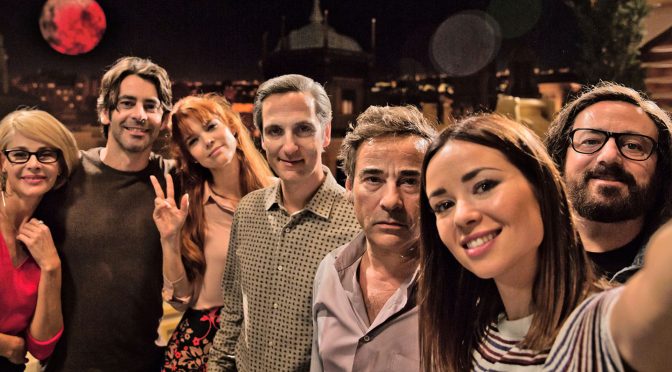Perfectos desconocidos (2017), luna de sangre