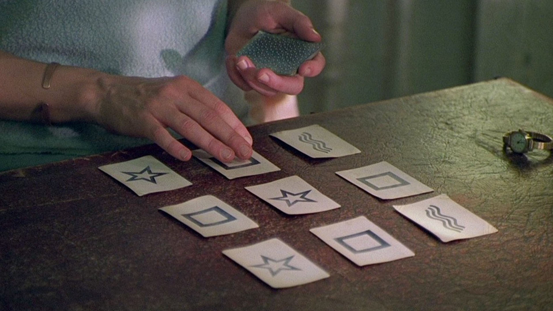 Premonición (2001), menos por más