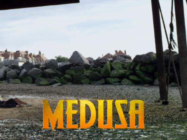 Medusa (2020), ¿y si te mordiera una serpiente totémica?